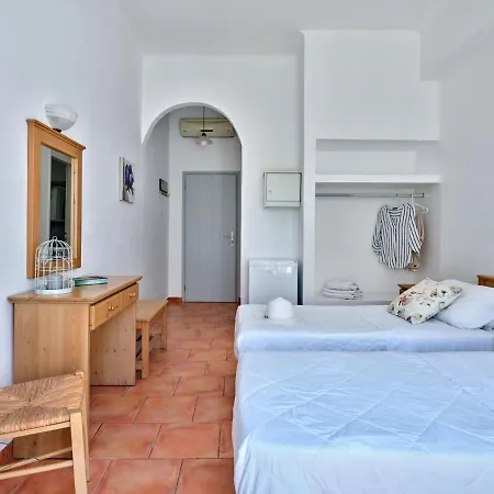 Guest house Galini 2*