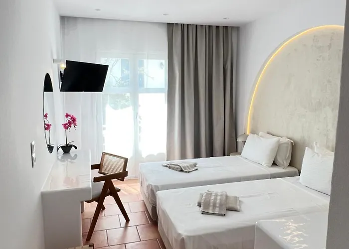 招待所 嘉里尼酒店 纳乌萨